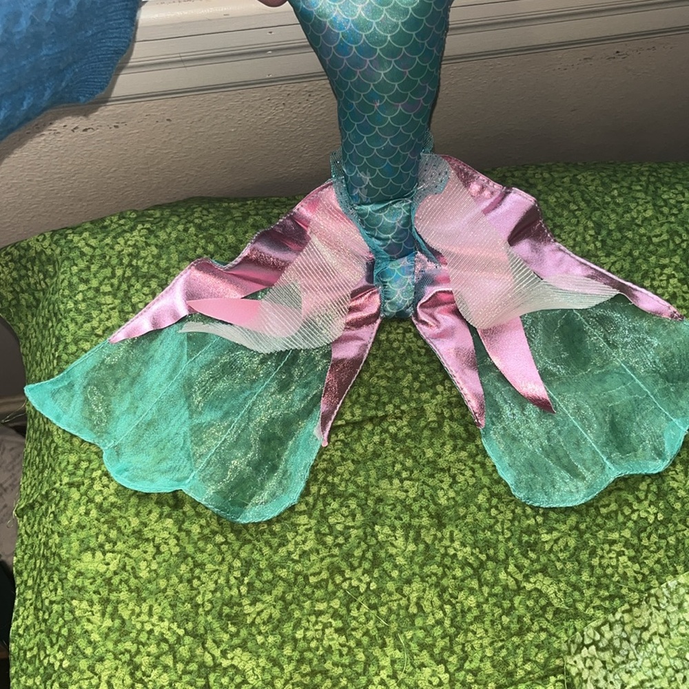 Little Mermaid Live Mermaid‎ Plush 21” - Picture 3 of 6